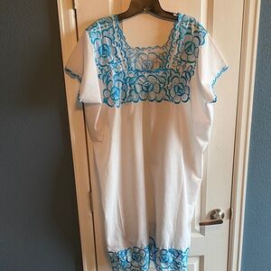 White Vintage Mexican Dress with Blue Floral Embroidery